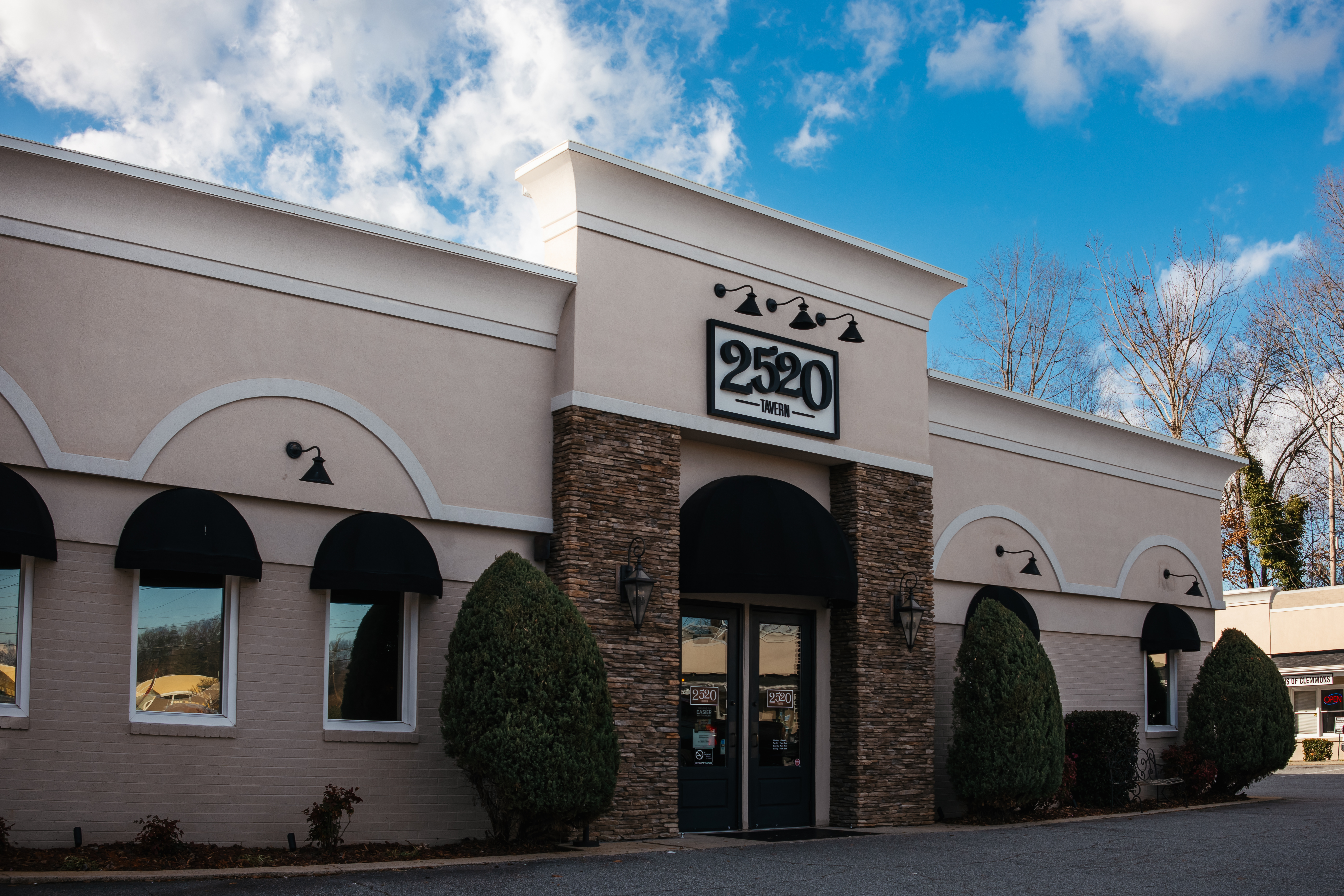 2520 Exterior 2520 Exterior Photo 2
