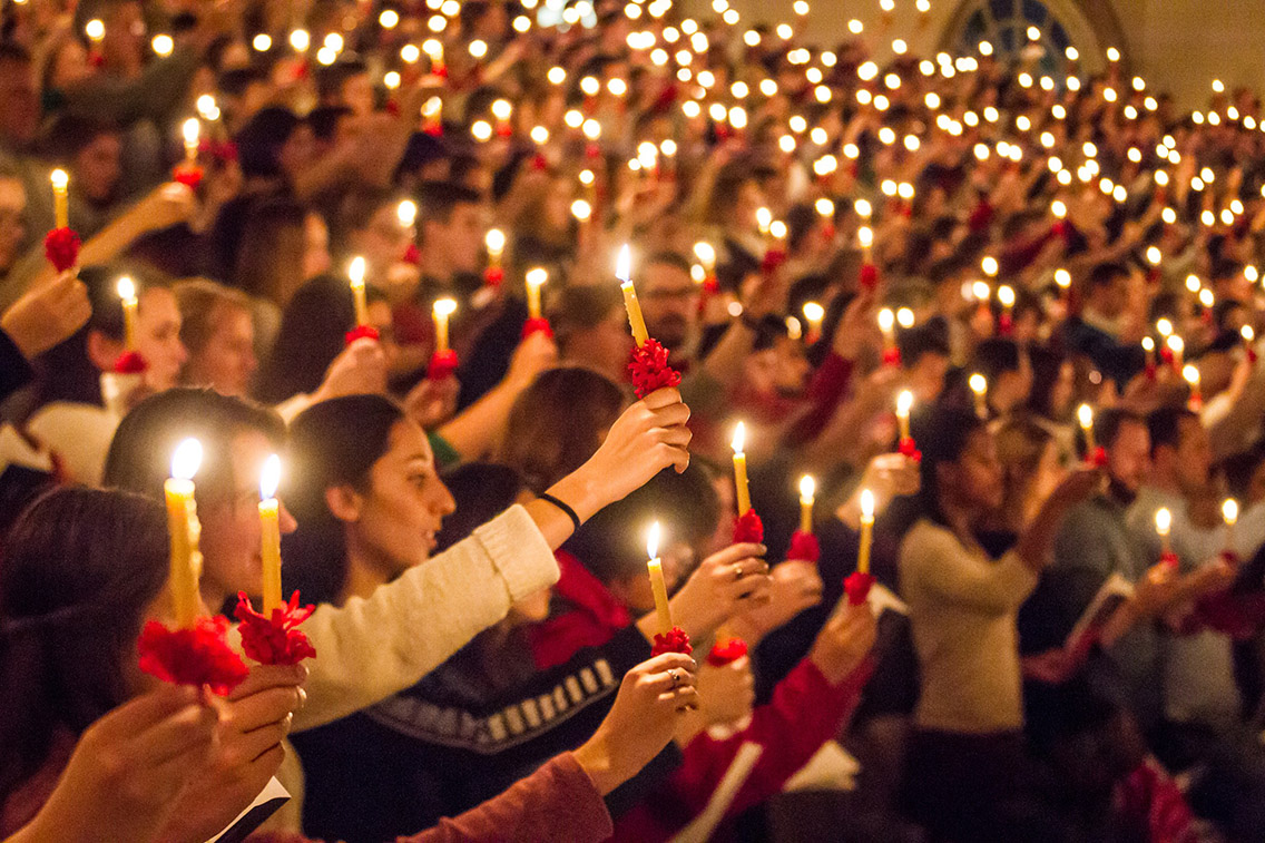 Christmas Eve lovefeast_candles raised